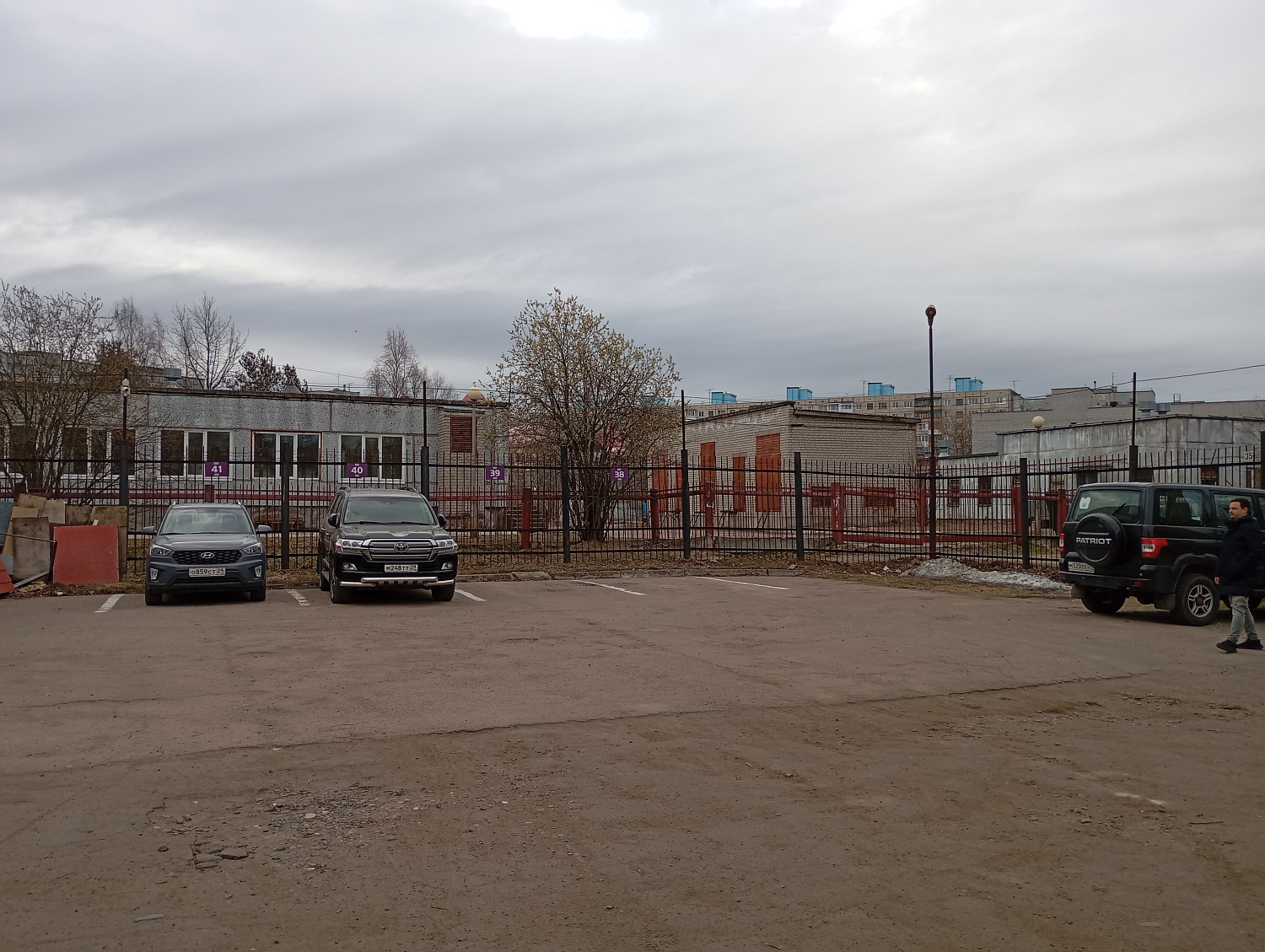 Автостоянка
